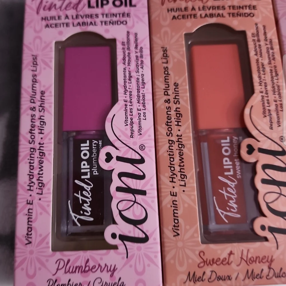 Tinted Lip Oil Set by Lique Cosmetics - Plum, Sweet Honey, Pink Petal, Rosewood